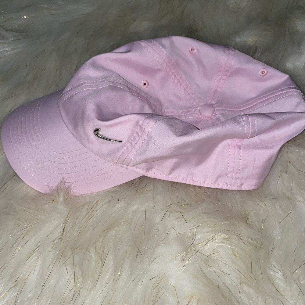 New Nike ball cap